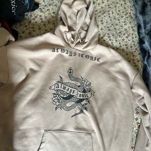 Woman’s XL hoodie